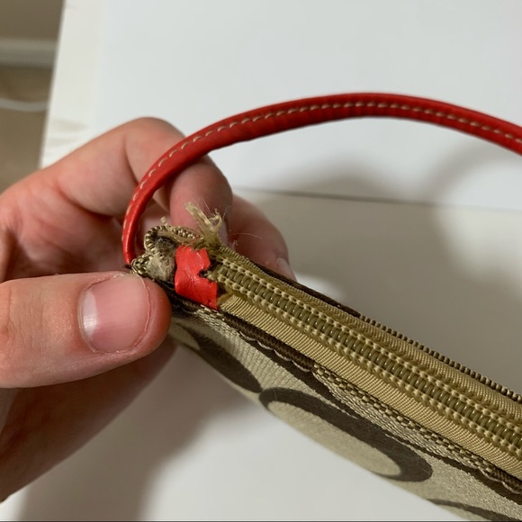 Coach Zip-Up Wristlet in Khaki with Red trim - Picture 4 of 4